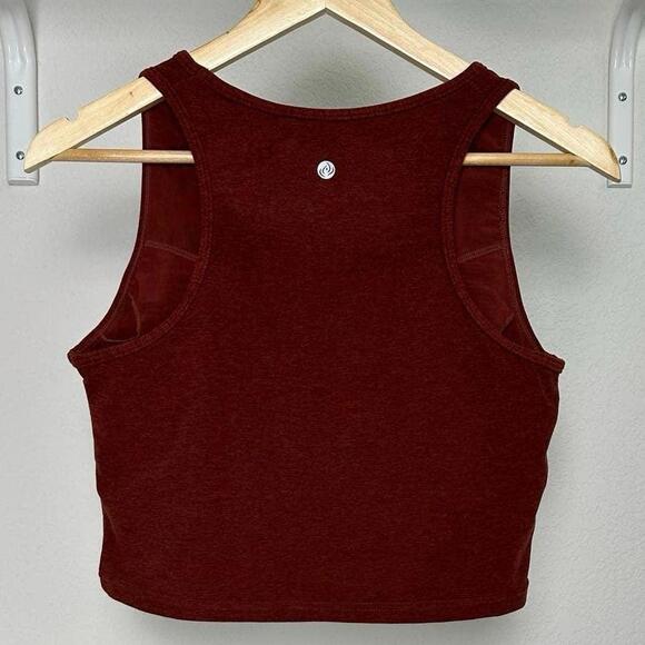 L Womens Apana Womens Red Active Athletic Cropped Tank Top w/ Sports Bra - Picture 2 of 5